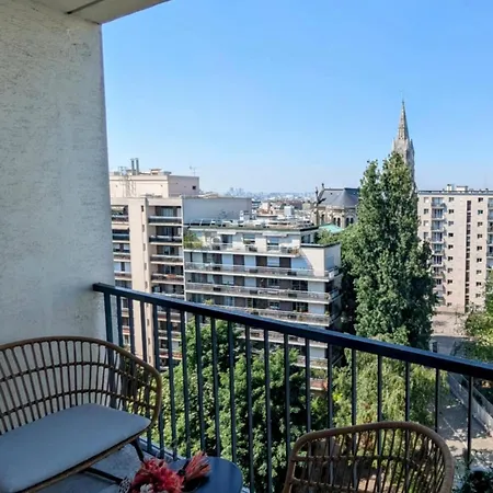 Spacieux Balcon Apartamento